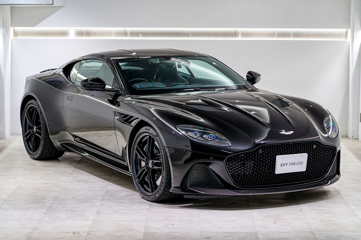 アストンマーティン DBS スーパーレッジェーラ